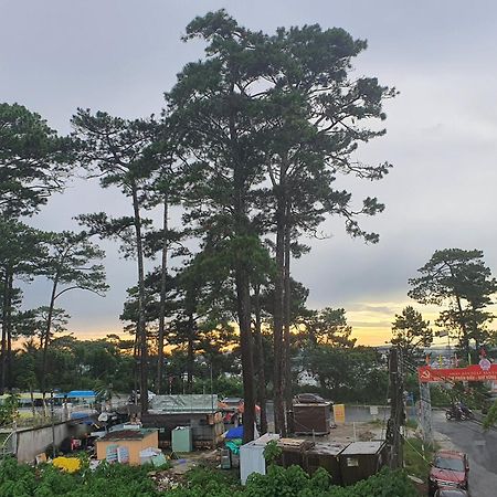 Duy Hotel Далат Экстерьер фото