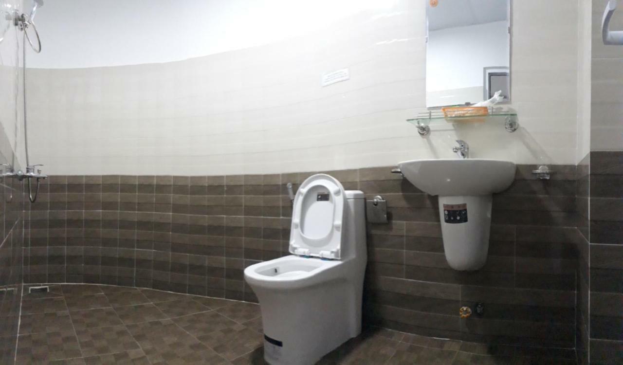 Duy Hotel Далат Экстерьер фото